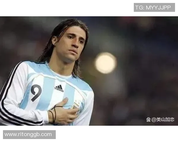 国外长发足球明星的魅力与风采解析以及他们在赛场上的精彩表现