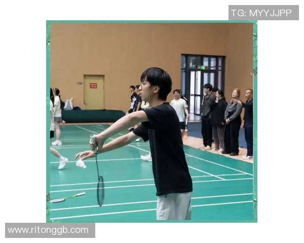 北京羽毛球队在世界锦标赛上的拼搏历程与荣耀时刻回顾